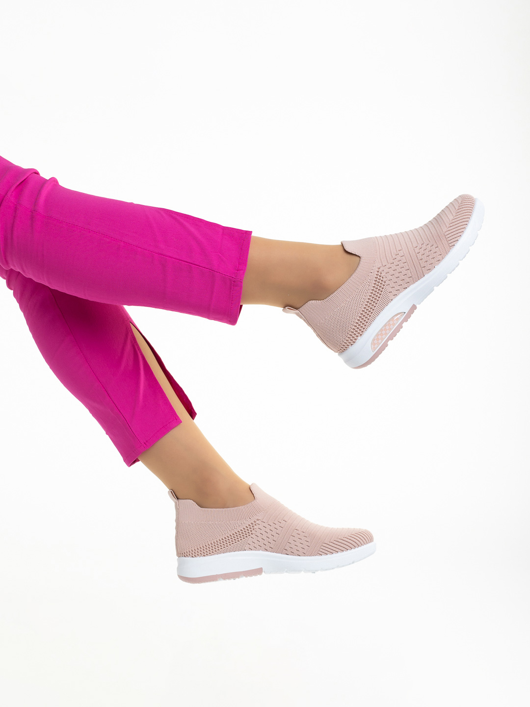Pantofi sport dama roz din material textil April, 5 - Kalapod.net