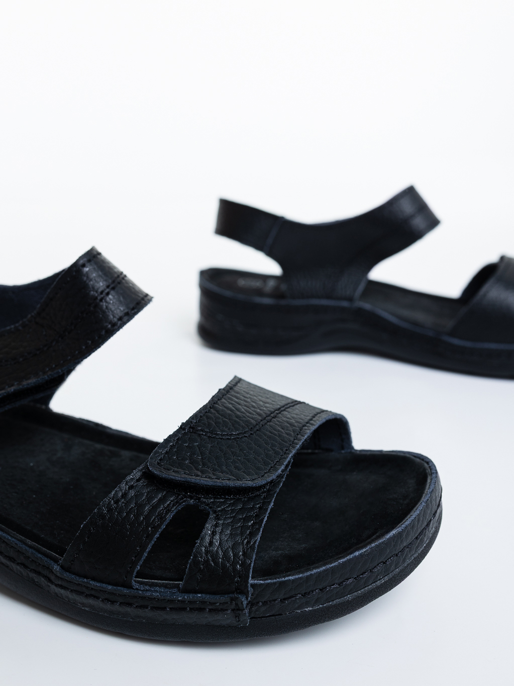 Sandale dama negre din piele ecologica Elona, 6 - Kalapod.net Sandale dama negre din piele ecologica Elona, 6 - Kalapod.net