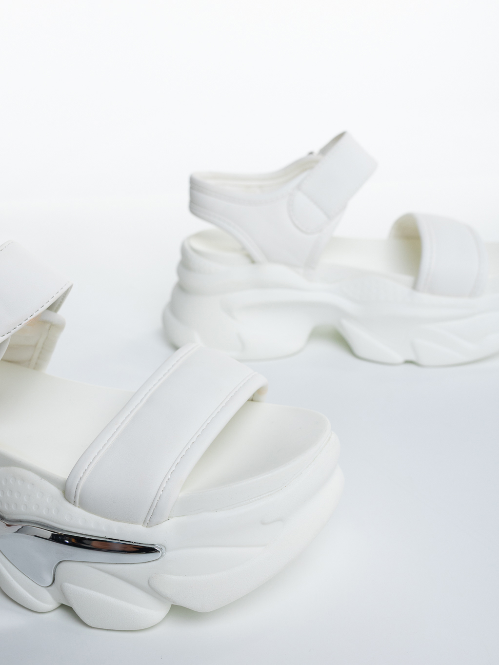 Sandale dama cu platforma albe din piele ecologica Nehana, 6 - Kalapod.net Sandale dama cu platforma albe din piele ecologica Nehana, 6 - Kalapod.net