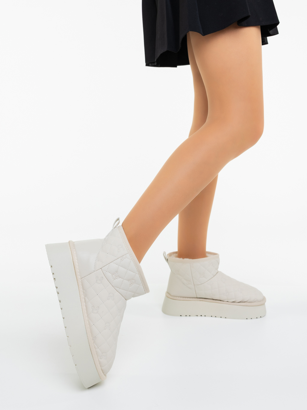 Ghete dama bej deschis din material sintetic Carama, 2 - Kalapod.net Ghete dama bej deschis din material sintetic Carama, 2 - Kalapod.net