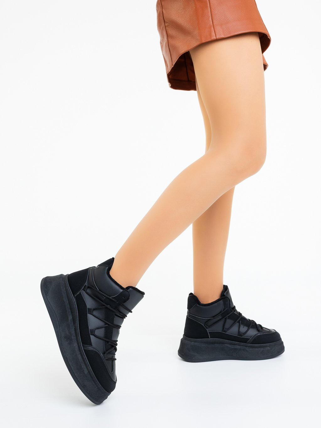 Ghete dama negre din piele ecologica Loretta, 3 - Kalapod.net Ghete dama negre din piele ecologica Loretta, 3 - Kalapod.net