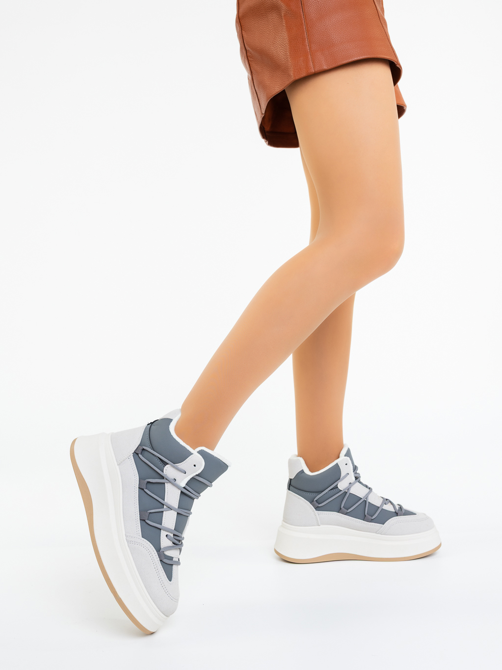 Ghete dama gri din piele ecologica Loretta, 3 - Kalapod.net Ghete dama gri din piele ecologica Loretta, 3 - Kalapod.net