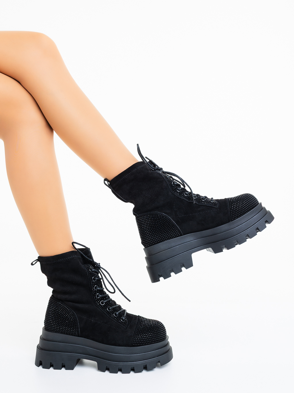 Ghete dama cu platforma negre din material textil Iraja, 4 - Kalapod.net Ghete dama cu platforma negre din material textil Iraja, 4 - Kalapod.net
