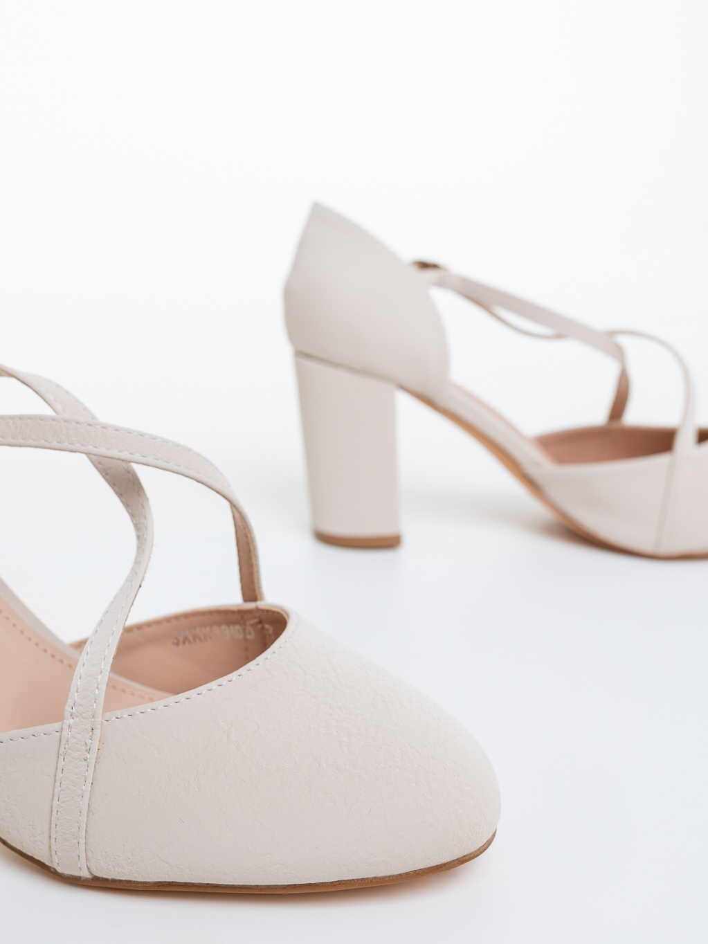 Pantofi dama cu toc bej deschis din piele ecologica Novera, 6 - Kalapod.net Pantofi dama cu toc bej deschis din piele ecologica Novera, 6 - Kalapod.net