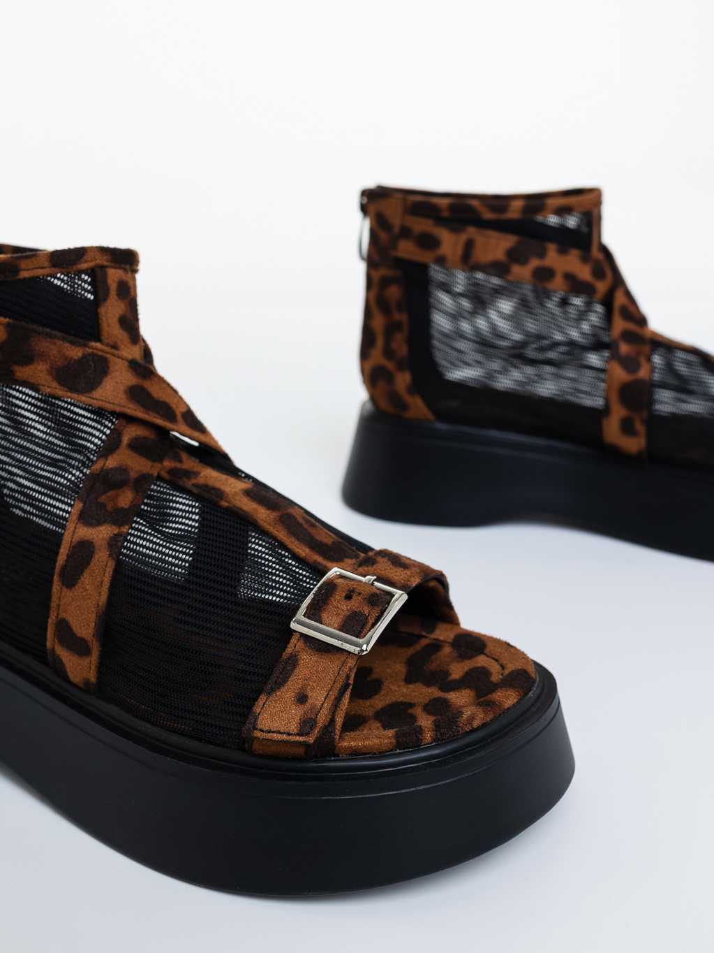 Sandale dama leopard din piele ecologica Varua, 6 - Kalapod.net Sandale dama leopard din piele ecologica Varua, 6 - Kalapod.net
