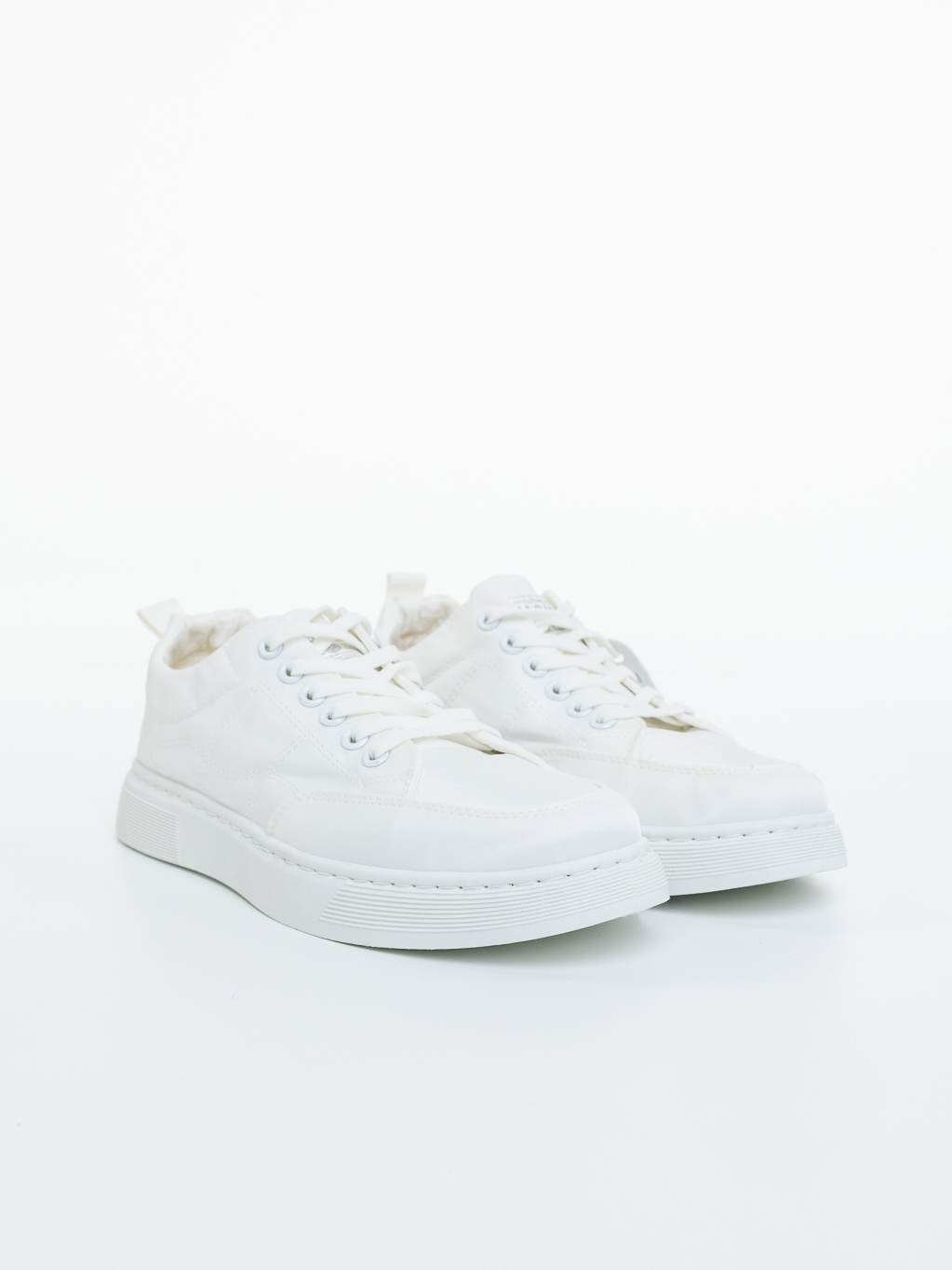 Pantofi sport barbati albi din material textil Arhan, 3 - Kalapod.net Pantofi sport barbati albi din material textil Arhan, 3 - Kalapod.net