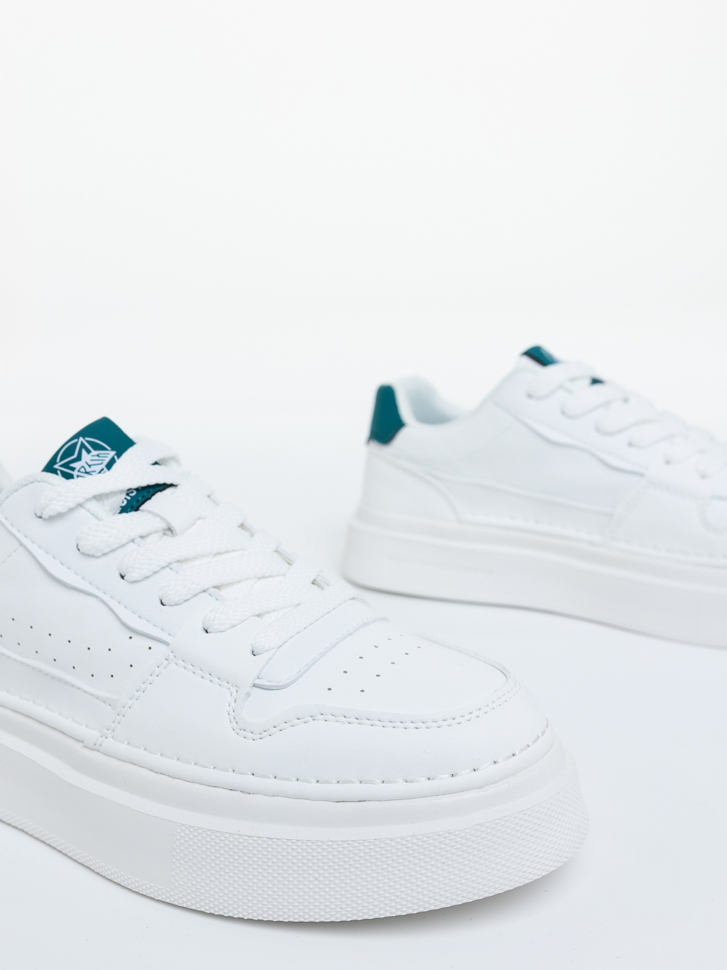 Pantofi sport barbati albi cu verde din piele ecologica Zeke, 4 - Kalapod.net Pantofi sport barbati albi cu verde din piele ecologica Zeke, 4 - Kalapod.net