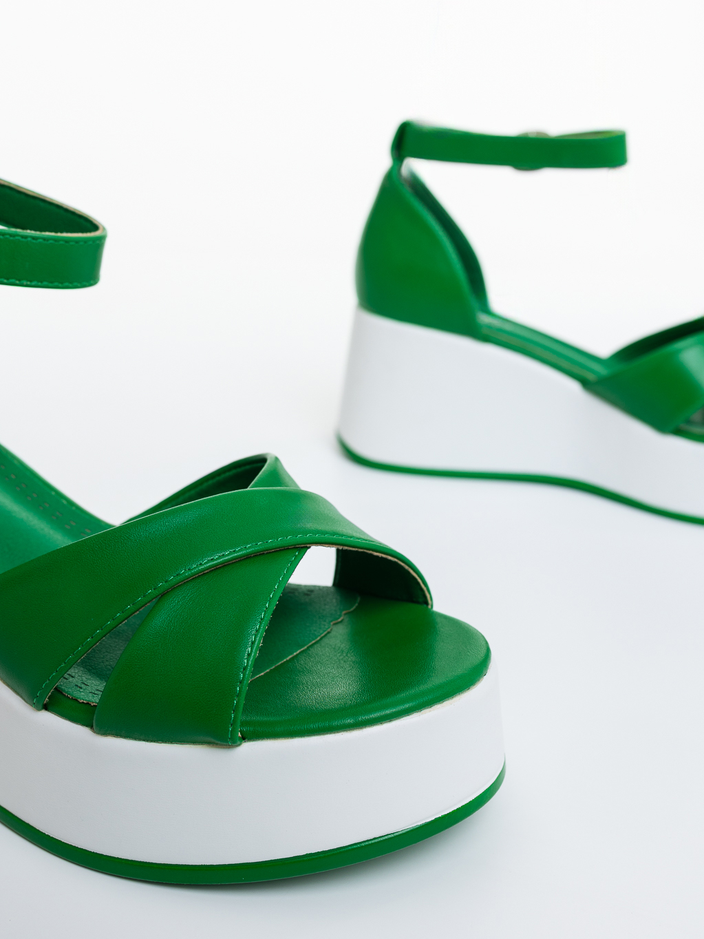 Sandale dama cu platforma verzi din piele ecologica Pandara, 6 - Kalapod.net Sandale dama cu platforma verzi din piele ecologica Pandara, 6 - Kalapod.net