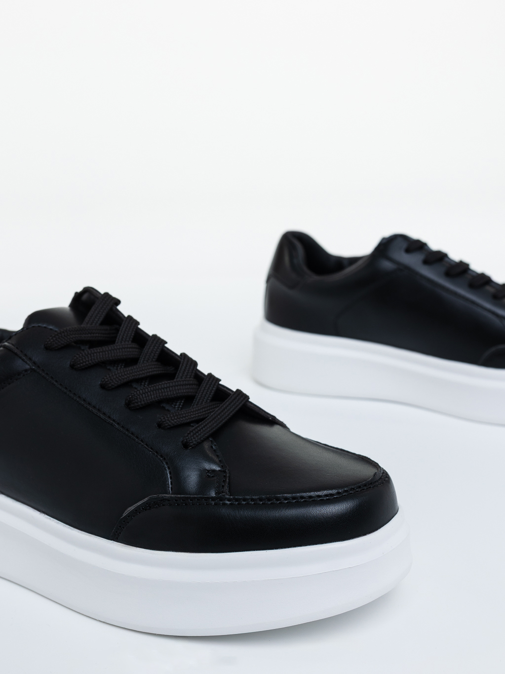 Mocasini barbati negri cu alb din piele ecologica Atticus, 4 - Kalapod.net Mocasini barbati negri cu alb din piele ecologica Atticus, 4 - Kalapod.net