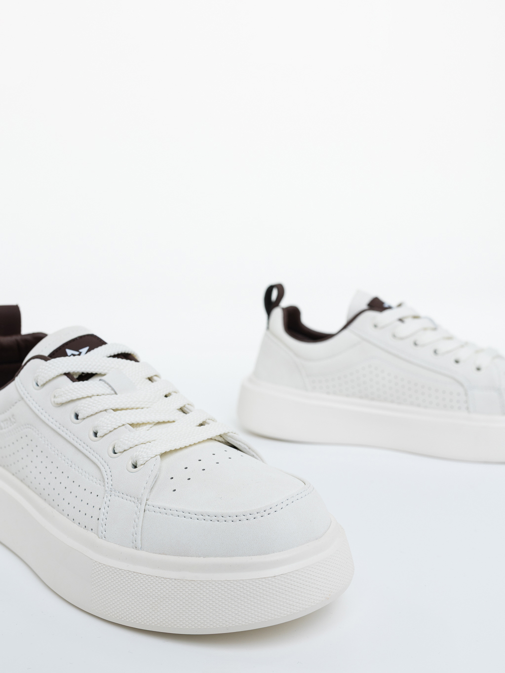 Pantofi sport barbati albi cu maro din material sintetic Darrian, 4 - Kalapod.net Pantofi sport barbati albi cu maro din material sintetic Darrian, 4 - Kalapod.net