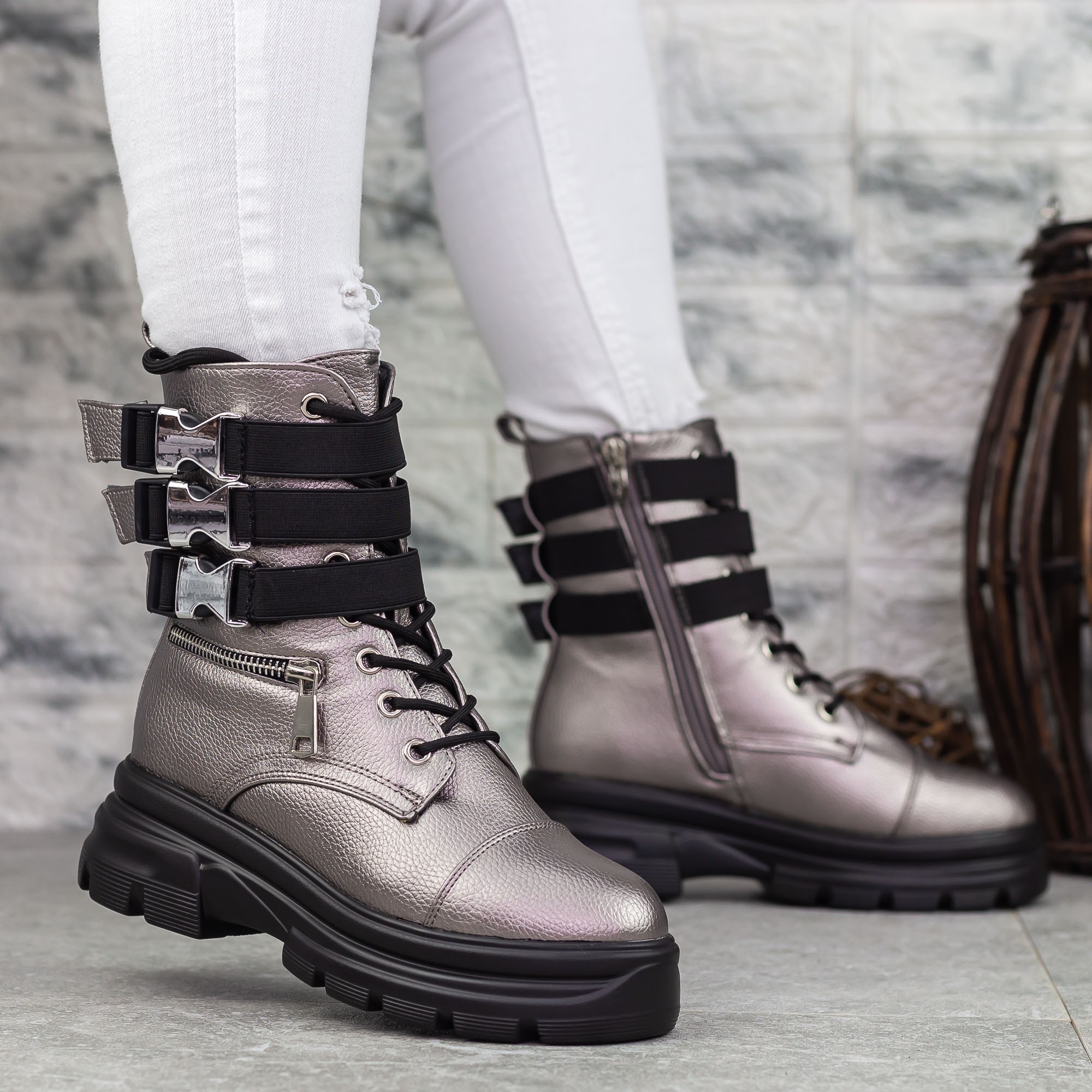 Ghete dama gri din piele ecologica Nuera - Kalapod.net Ghete dama gri din piele ecologica Nuera - Kalapod.net