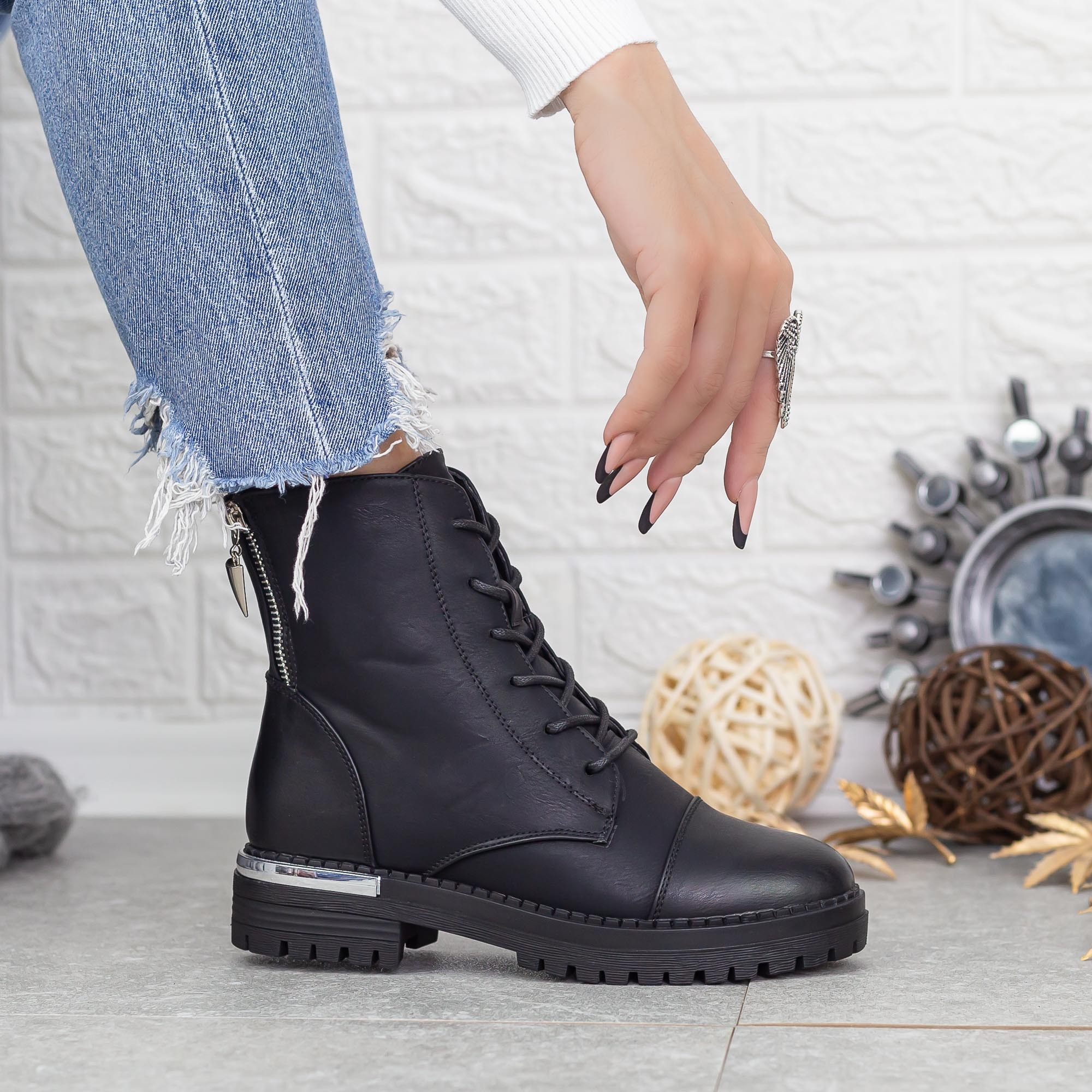 Ghete dama negre din piele ecologica Darcie, 3 - Kalapod.net Ghete dama negre din piele ecologica Darcie, 3 - Kalapod.net