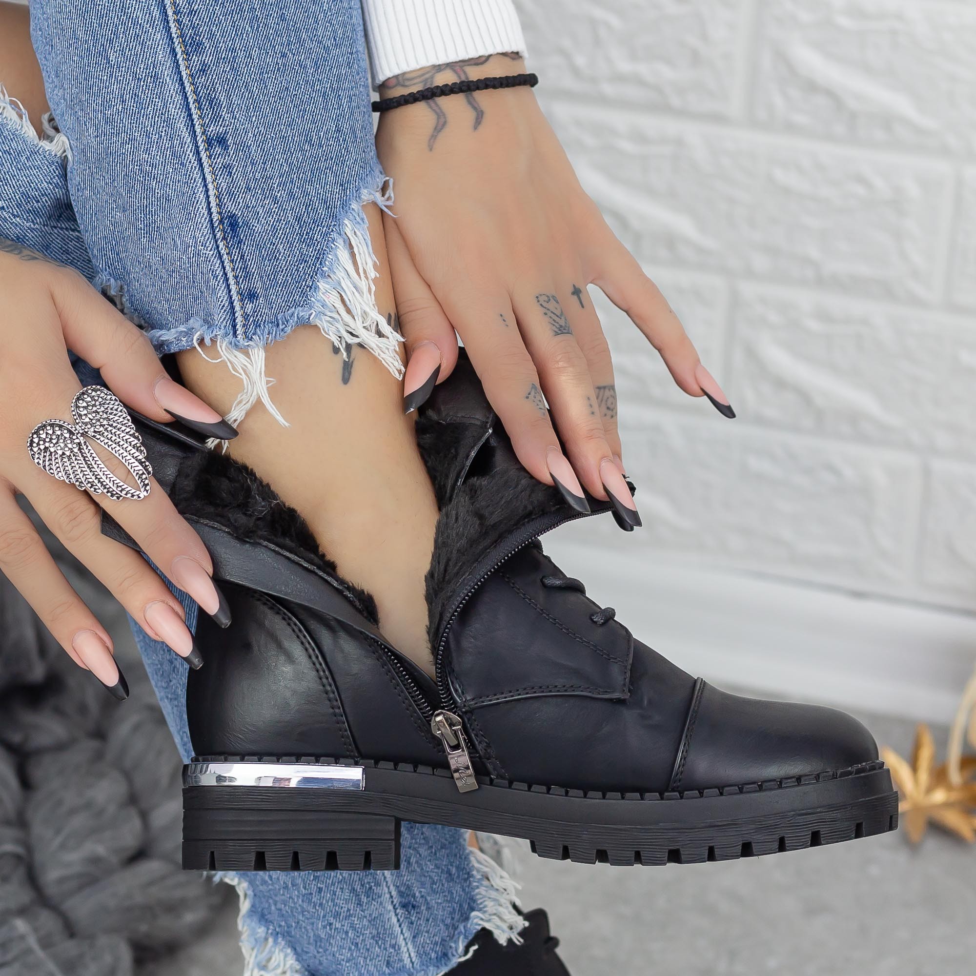 Ghete dama negre din piele ecologica Darcie, 6 - Kalapod.net Ghete dama negre din piele ecologica Darcie, 6 - Kalapod.net