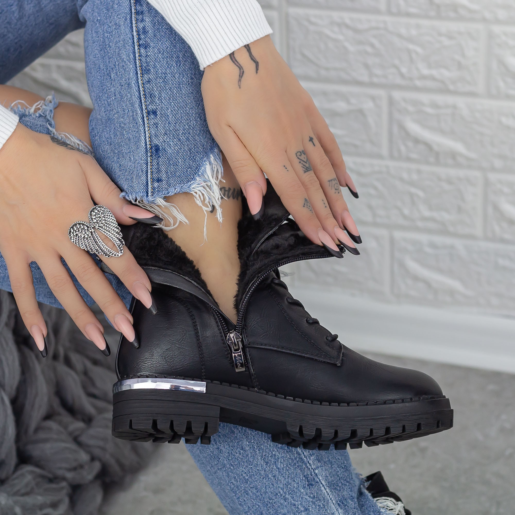 Ghete dama negre din piele ecologica Nathalie, 6 - Kalapod.net Ghete dama negre din piele ecologica Nathalie, 6 - Kalapod.net