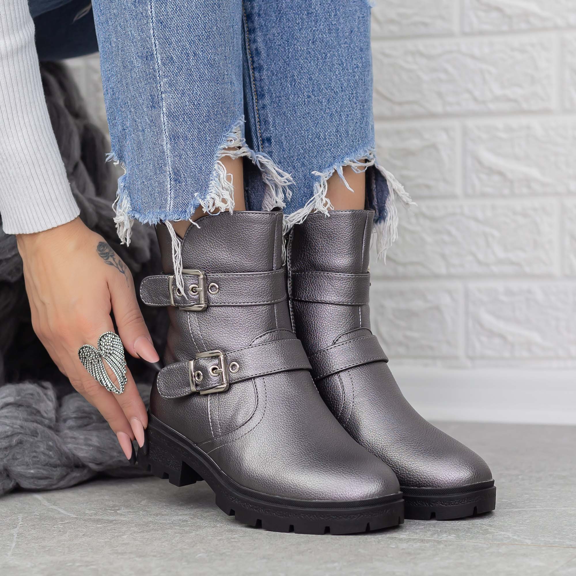 Ghete dama gri din piele ecologica Elyna, 2 - Kalapod.net Ghete dama gri din piele ecologica Elyna, 2 - Kalapod.net