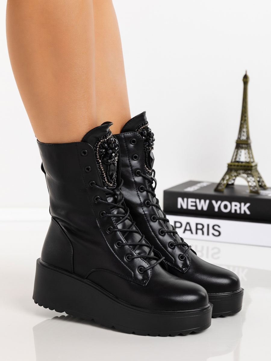 Ghete dama cu platforma negre din piele ecologica Mariko - Kalapod.net Ghete dama cu platforma negre din piele ecologica Mariko - Kalapod.net