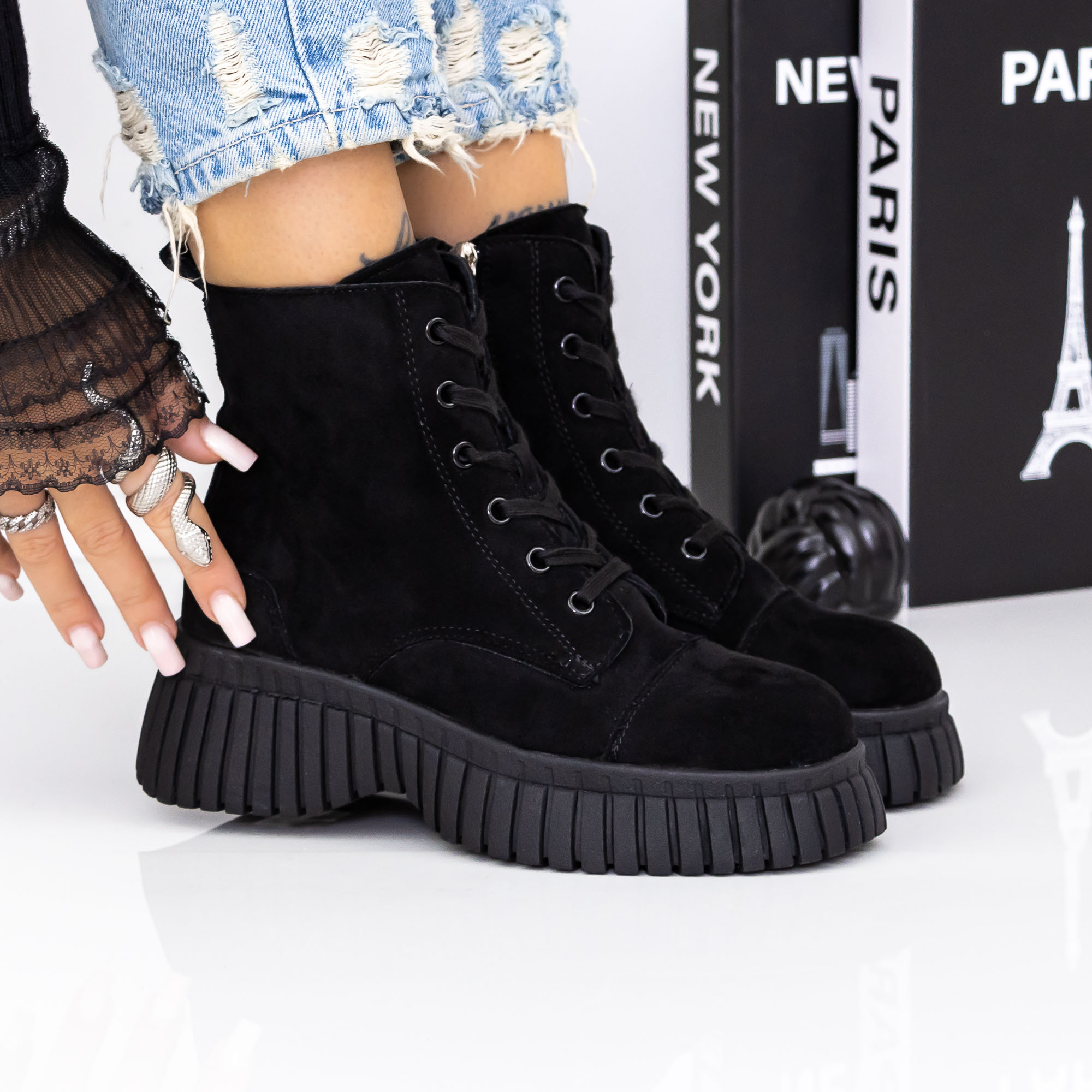 Ghete dama cu platforma negre din material textil Nerida - Kalapod.net Ghete dama cu platforma negre din material textil Nerida - Kalapod.net