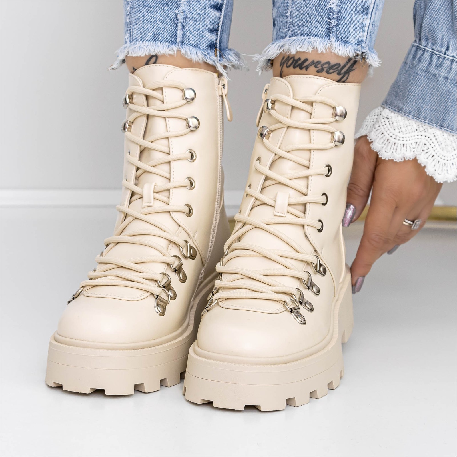 Ghete dama bej din piele ecologica Nevella, 2 - Kalapod.net Ghete dama bej din piele ecologica Nevella, 2 - Kalapod.net