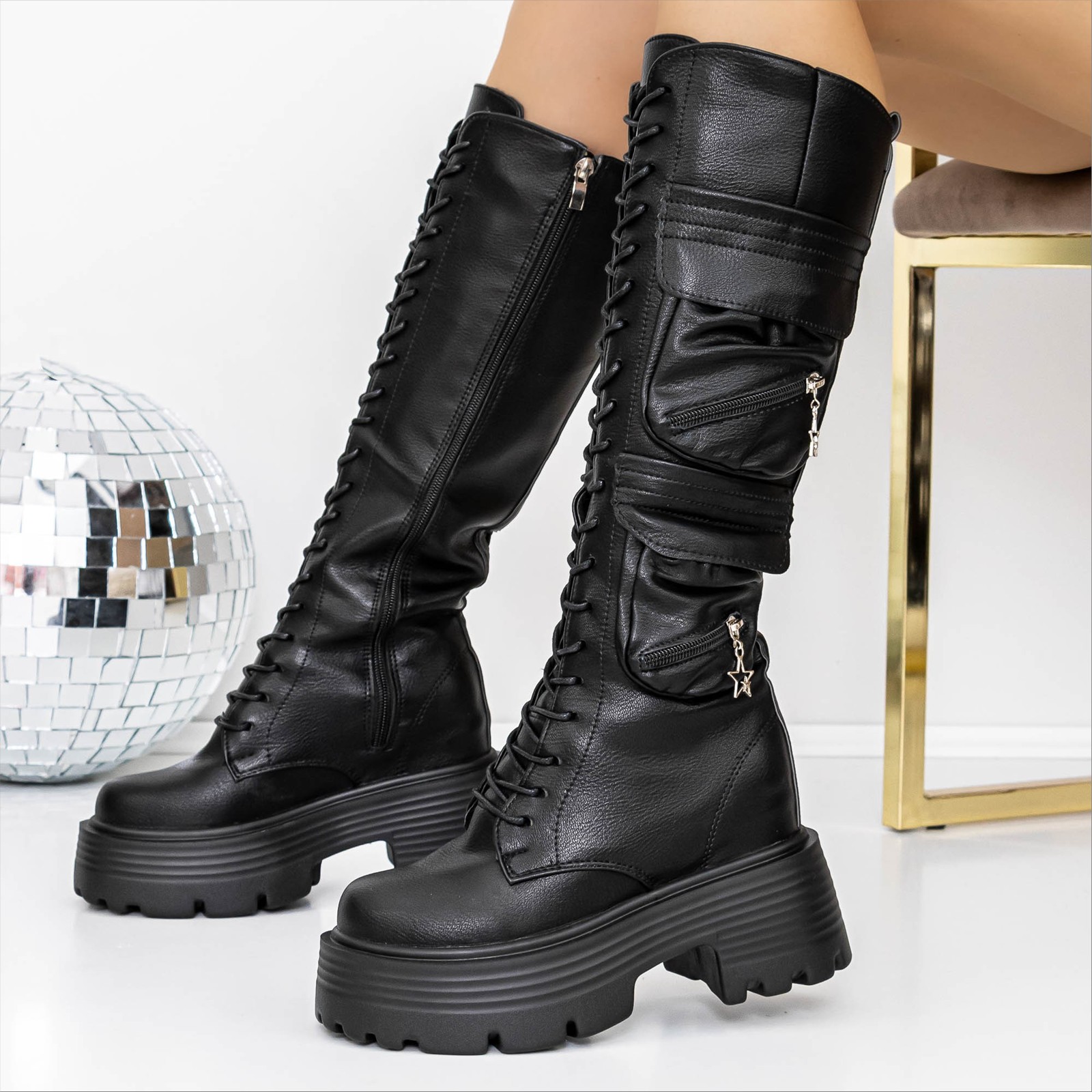 Ghete dama cu platforma negre din piele ecologica Odetta - Kalapod.net Ghete dama cu platforma negre din piele ecologica Odetta - Kalapod.net