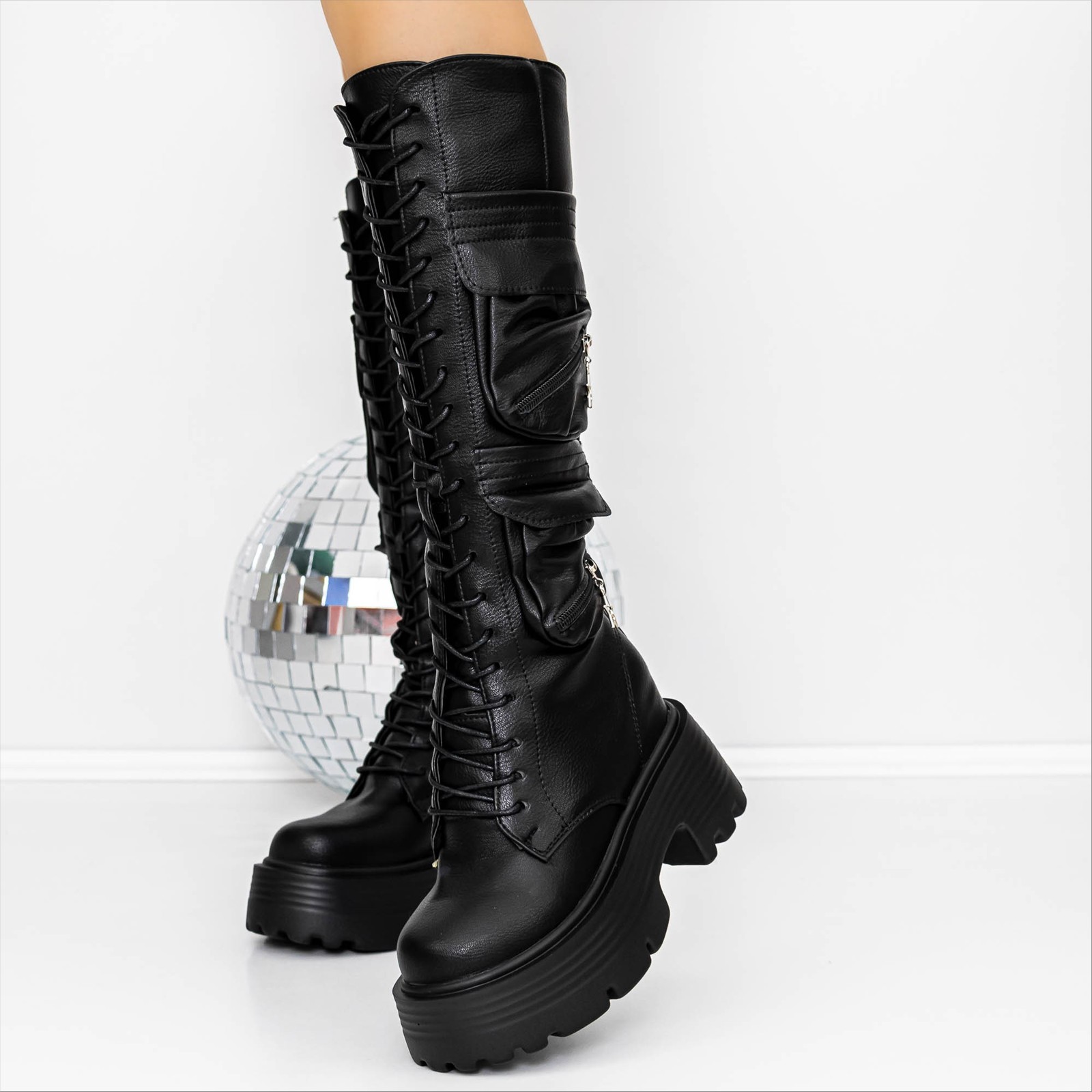 Ghete dama cu platforma negre din piele ecologica Odetta, 4 - Kalapod.net Ghete dama cu platforma negre din piele ecologica Odetta, 4 - Kalapod.net