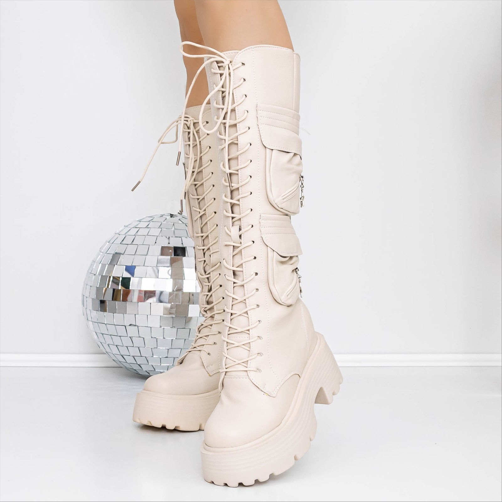 Ghete dama cu platforma bej din piele ecologica Odetta, 5 - Kalapod.net Ghete dama cu platforma bej din piele ecologica Odetta, 5 - Kalapod.net