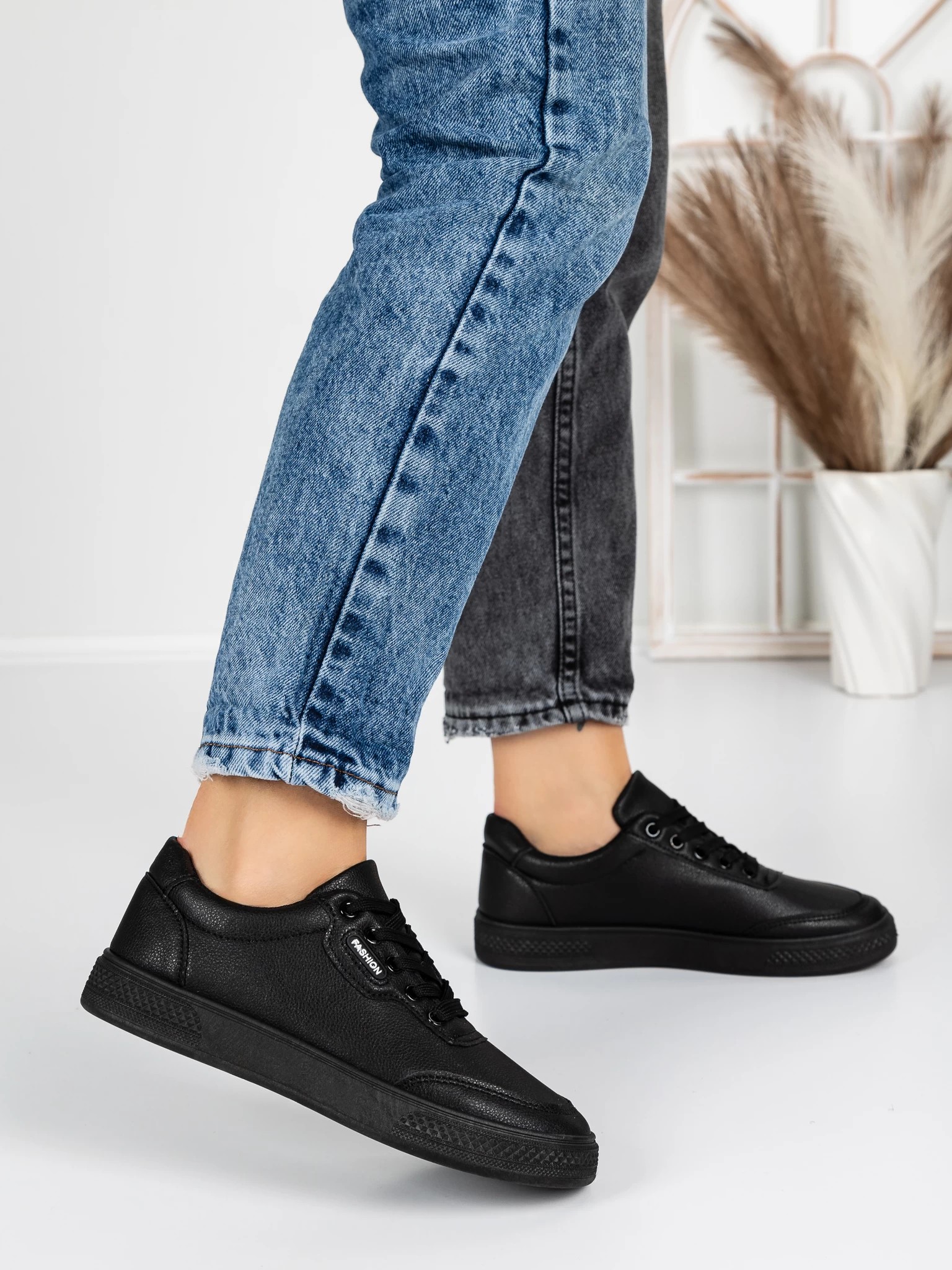 Pantofi sport dama negri din piele ecologica Madeva - Kalapod.net Pantofi sport dama negri din piele ecologica Madeva - Kalapod.net