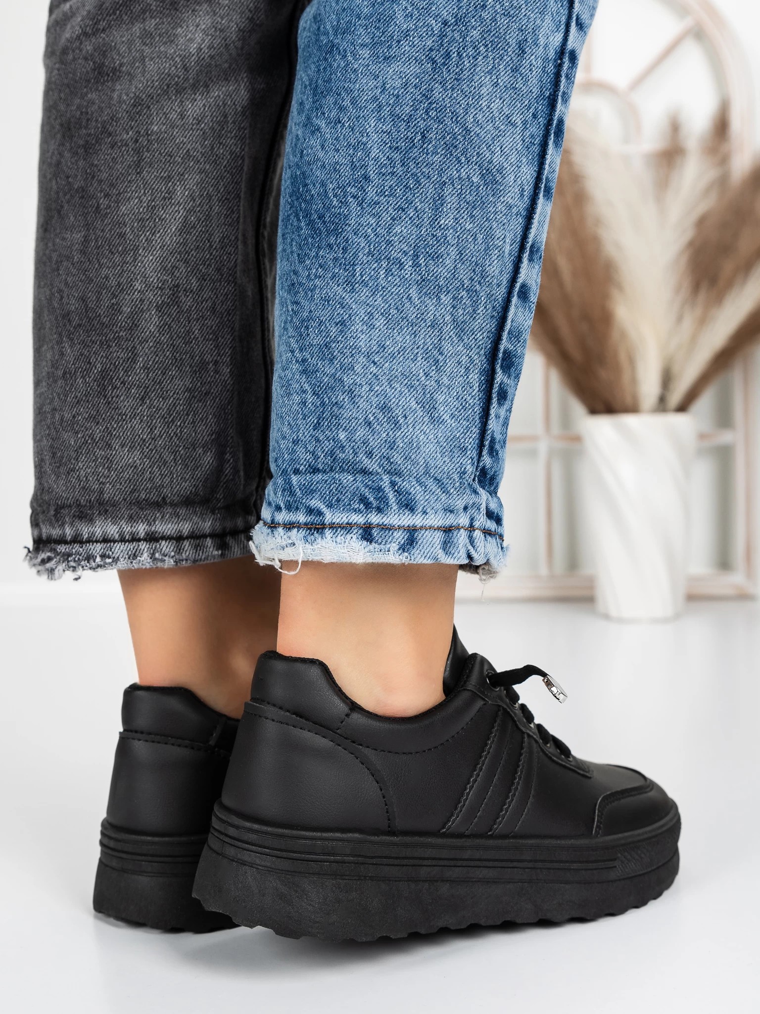 Pantofi sport dama negri din piele ecologica Fativa, 4 - Kalapod.net Pantofi sport dama negri din piele ecologica Fativa, 4 - Kalapod.net