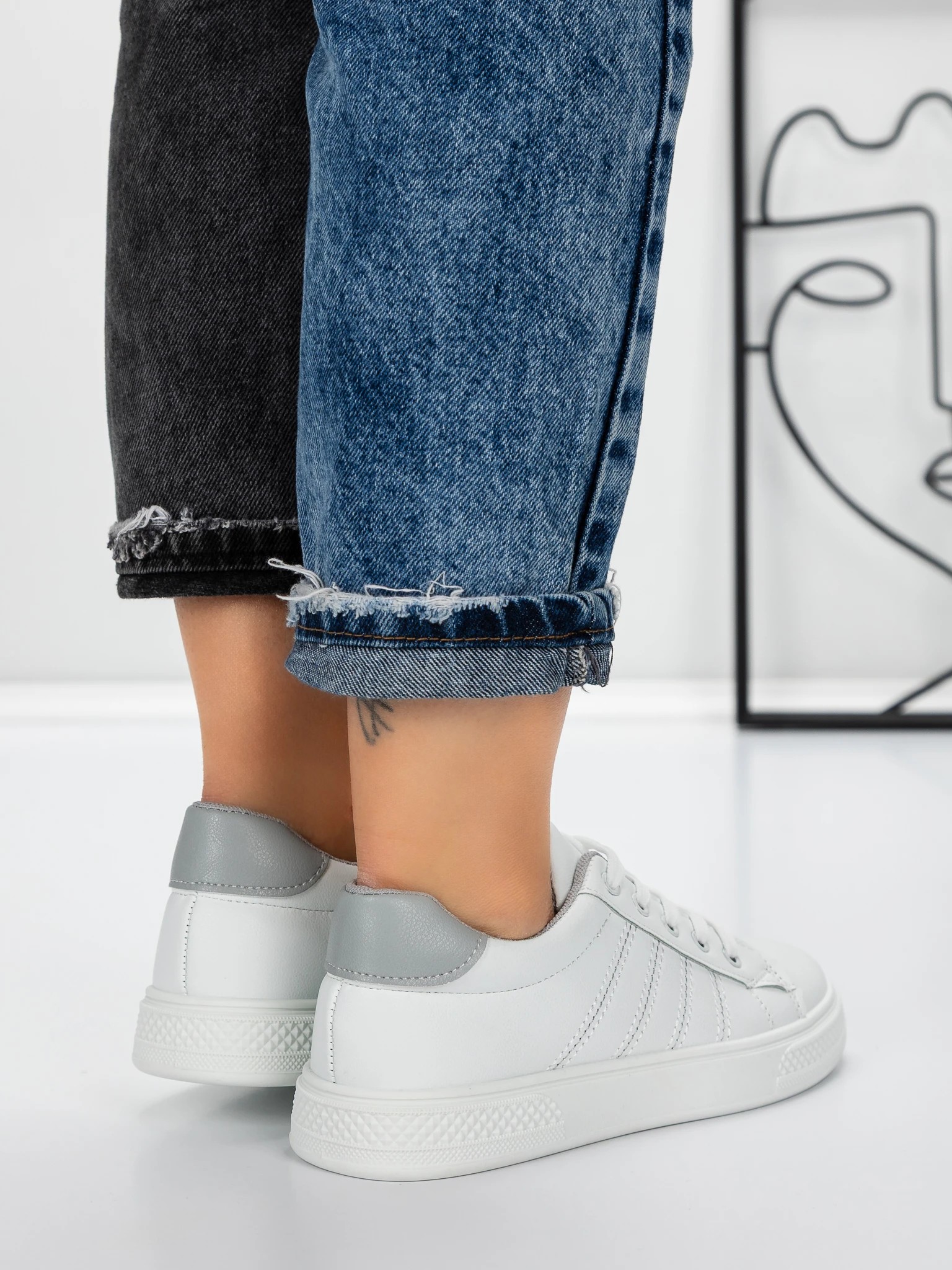 Pantofi sport dama albi cu gri din piele ecologica Fatinza, 5 - Kalapod.net Pantofi sport dama albi cu gri din piele ecologica Fatinza, 5 - Kalapod.net