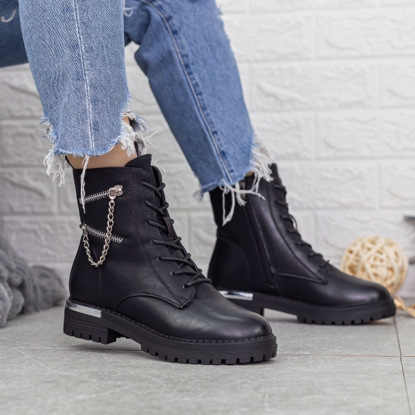 Ghete dama negre din piele ecologica Nathalie - Kalapod.net