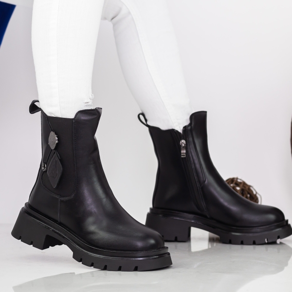 Ghete dama cu platforma negre din piele ecologica Hamiya - Kalapod.net