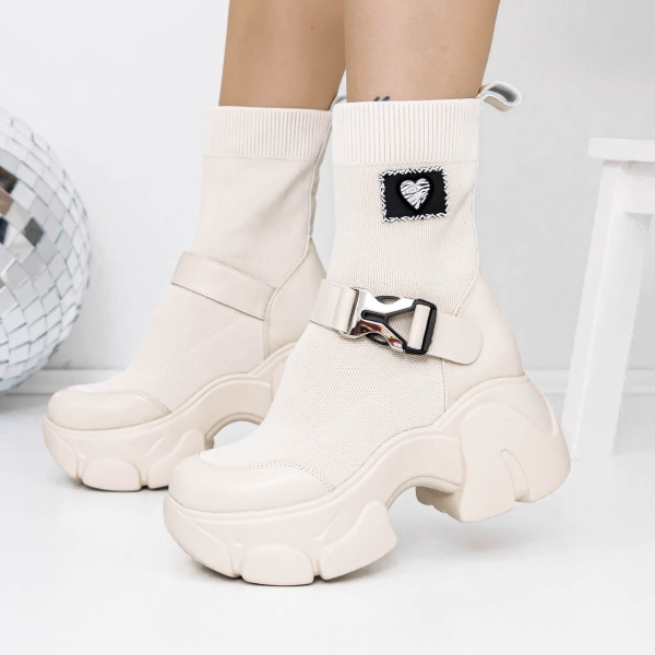 Ghete dama cu platforma bej din piele ecologica Refada - Kalapod.net