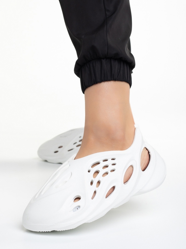 Pantofi sport dama albi din poliuretan Grania, 2 - Kalapod.net